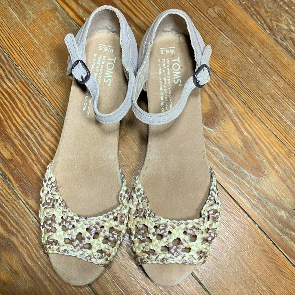 Toms Cork Heeled Ribbon Peep Toe Wedges - Picture 2 of 9
